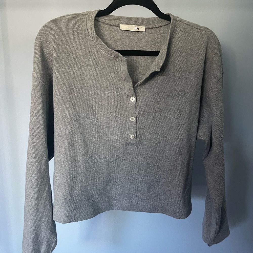 Aritzia Wilfred Free Ribbed Crop Shirt